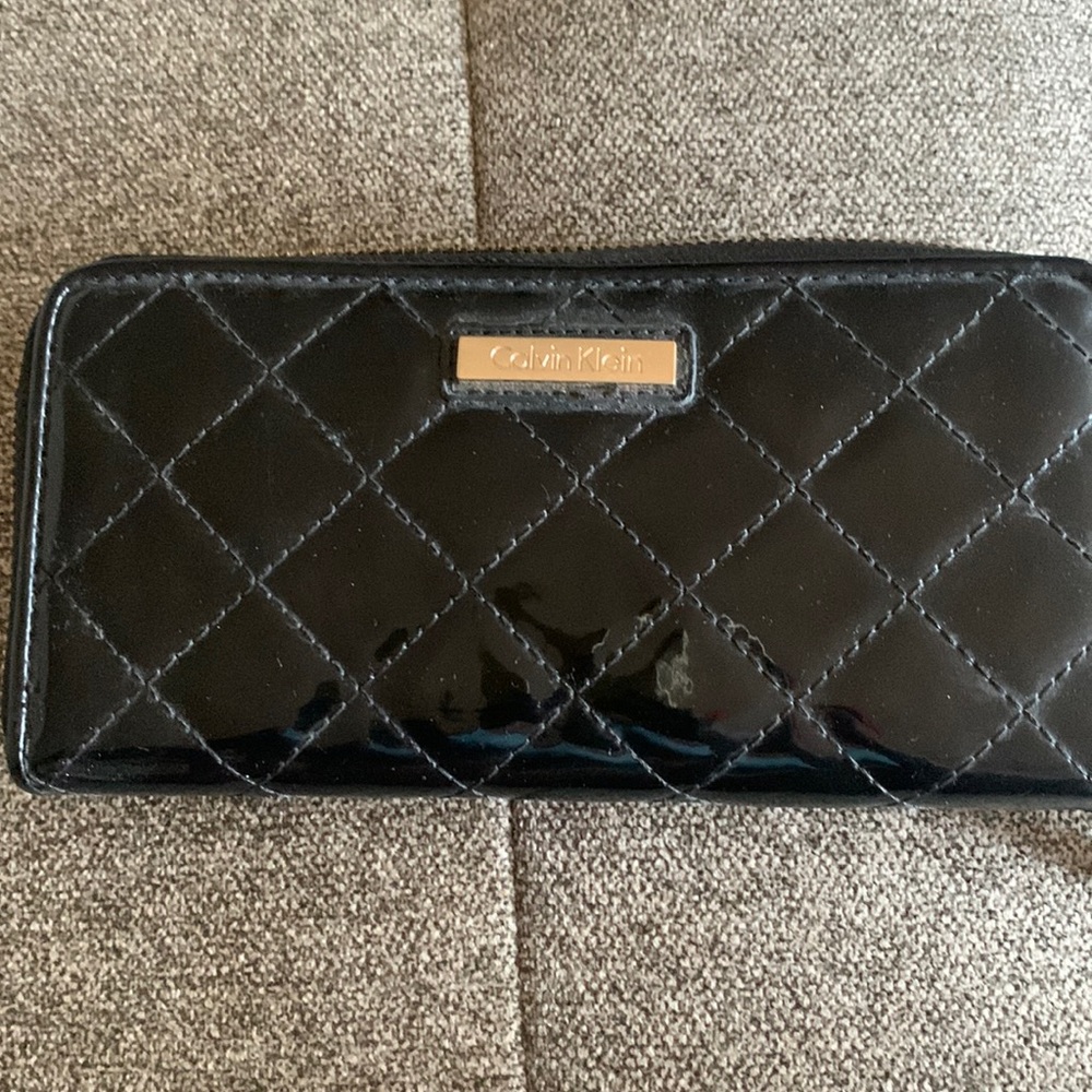 Black patten leather wallet